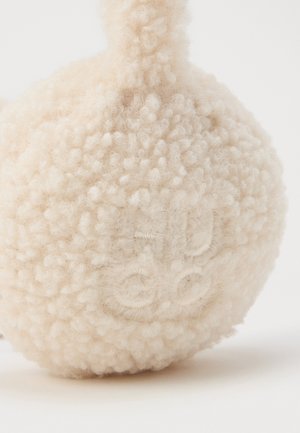 Uvrstitev 3: HUGO - CLAUDYA - Naušniki