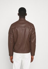 Jack & Jones JJEROCKY JACKET - Jakna od umjetne kože - chocolate fondant