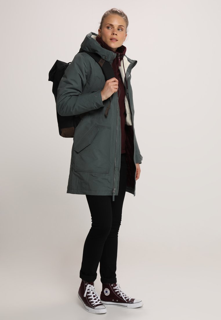 jack wolfskin parka rocky point
