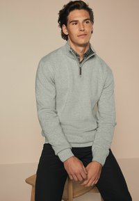 Next Vesta - light grey