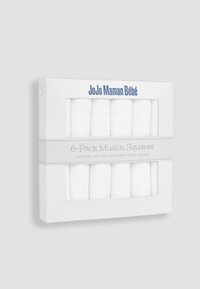 Baltie muslīna kvadrāti sešos iepakojumos, ar mīkstu, absorbējošu audumu, kārtīgi salocīti un prezentēti taisnstūra kastē ar caurspīdīgu priekšpusi.