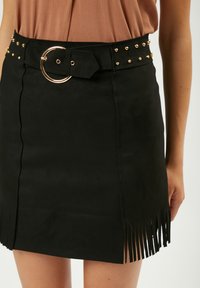 INFLUENCER FRINGED  - Minirok - black