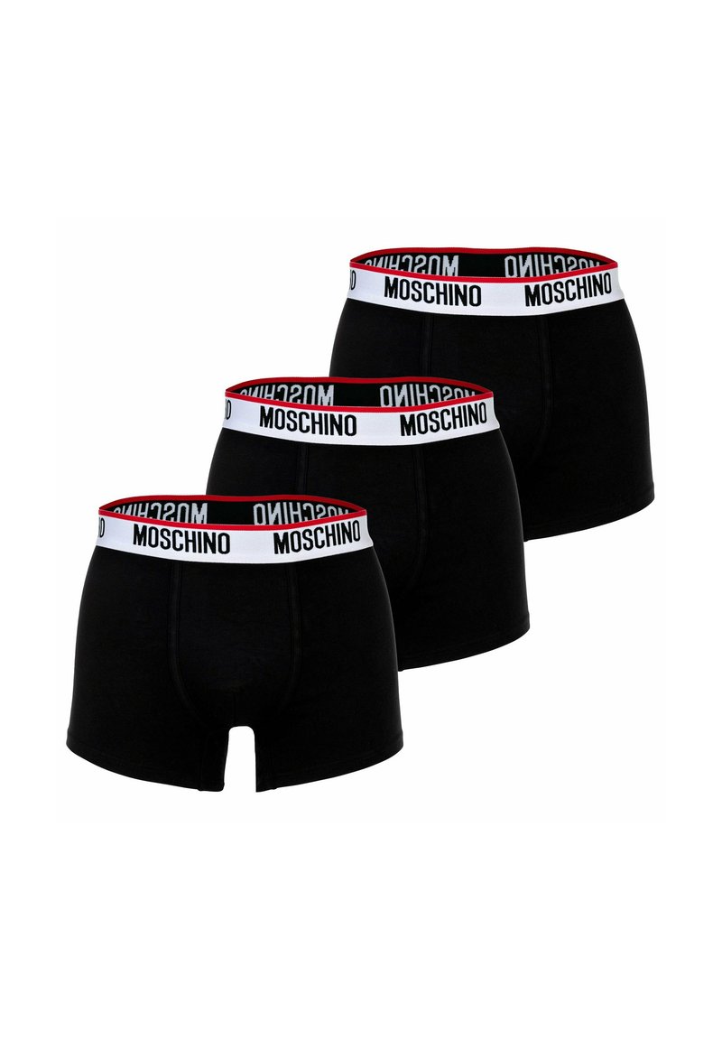 Set di boxer neri con cintura elastica bianca con logo "Moschino" e accenti rossi. Tessuto morbido, design aderente e taglio di lunghezza media.