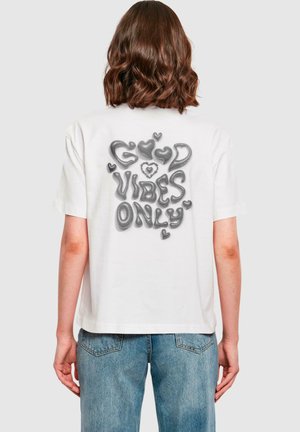 ONLY HEART  - Printtipaita - white