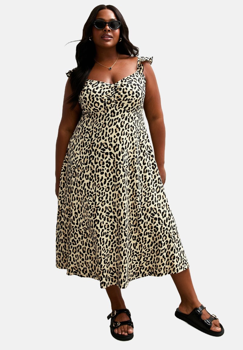 New Look Curves CURVES LEOPARD PRINT CRINKLE TEXTURE MIDI - Day dress - brown pattern