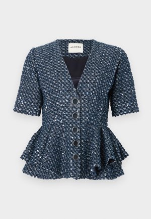 Veste à manches courtes en bleu marine texturé avec un ourlet peplum, cinq grands boutons noirs sur le devant et une étiquette "Sandro" à l'intérieur du col.