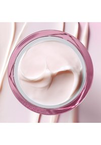 ESTÉE LAUDER ESTÉE LAUDER RESILIENCE MULTI EFFECT  TRIPEPTIDE FACE AND NECK - Gesichtscreme - normale haut  mischhaut