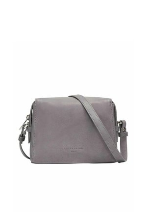 Sac bandoulière compact en cuir gris avec sangle réglable et logo discret "Liebeskind Berlin" embossé sur le rabat avant.