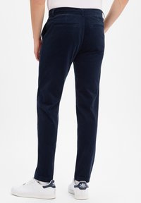 Nils Sundström Trousers - marine