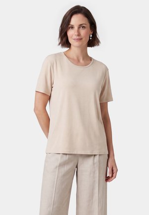 usha, - T-shirt basic