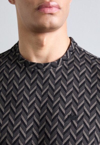 Emporio Armani T-shirts med print - grey
