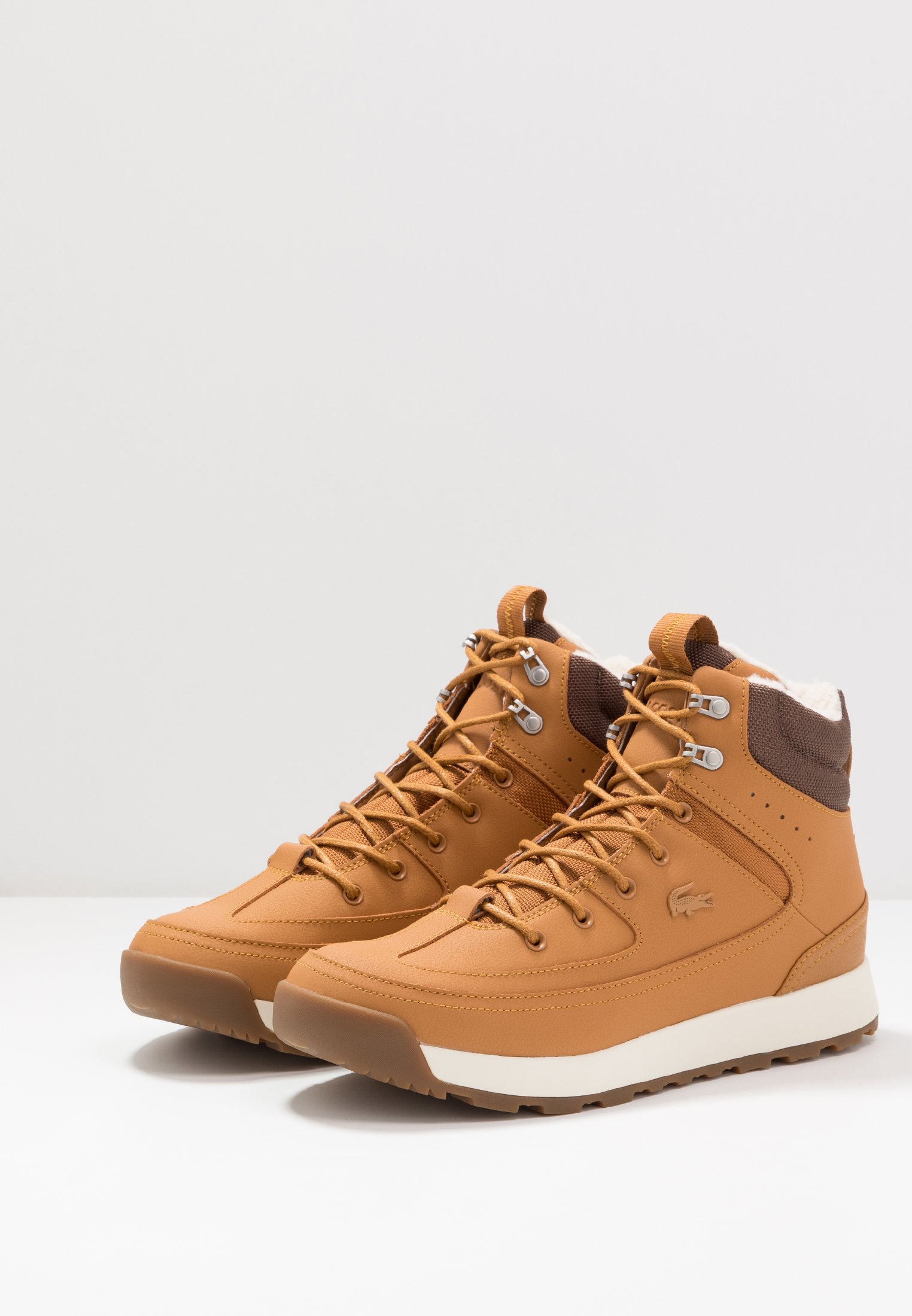 lacoste trainers tan