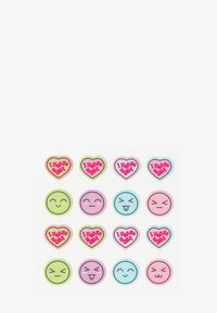 I Heart Revolution - I HEART REVOLUTION BUBBLE TEA SALICYLIC BLEMISH BOBA PATCHES - Kasvonaamio Pienoiskuva 1