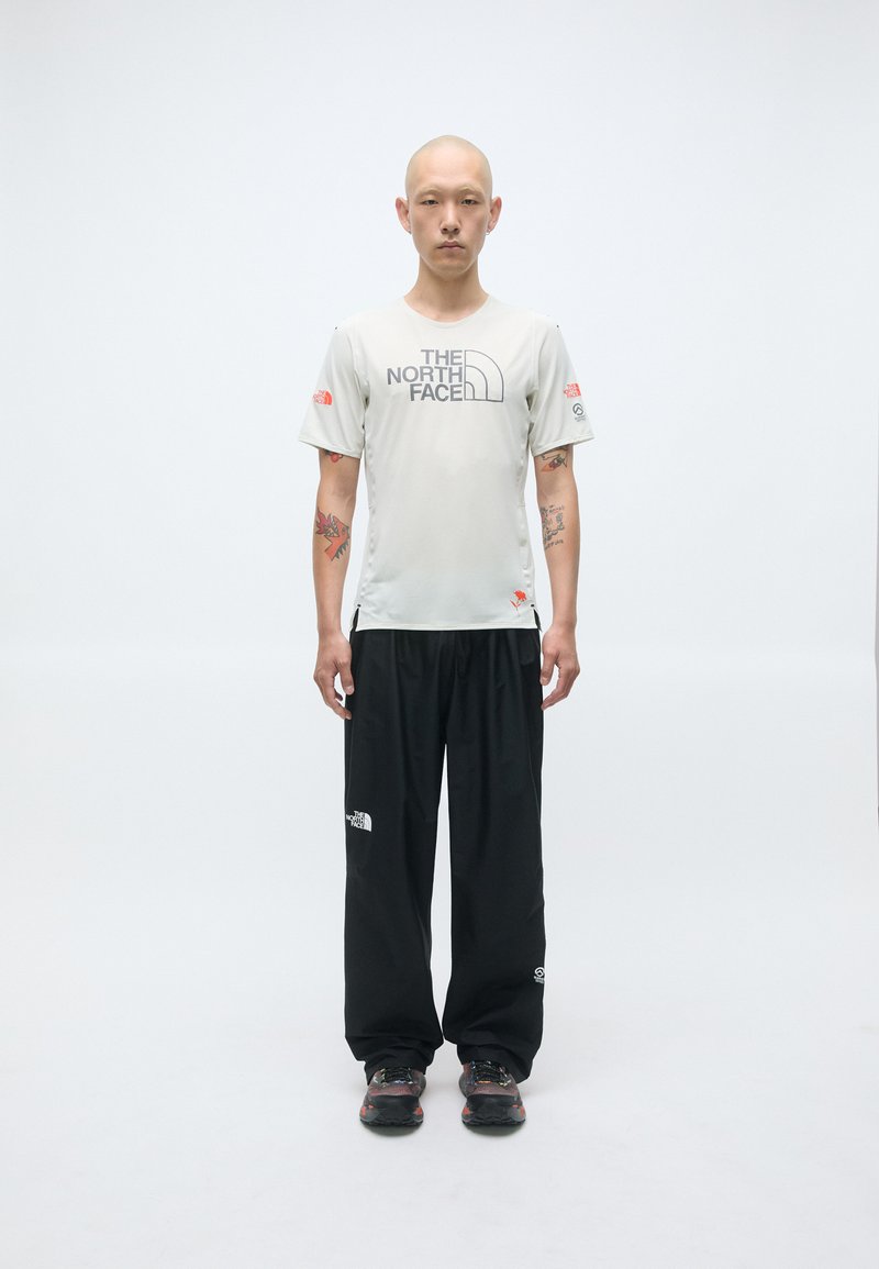 The North Face Summit Series HIGH TRAIL GRAPHIC - T-skjorte til trening - calacatta