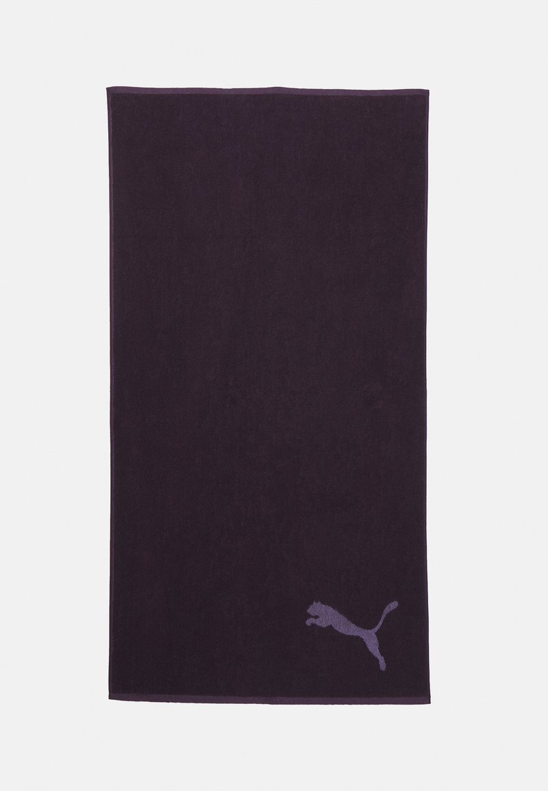 Puma TRAINING TOWEL UNISEX - Ručnik - midnight plum
