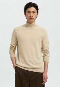 Selected Homme SLHBERG ROLL NECK NOOS - Stickad tröja - oatmeal