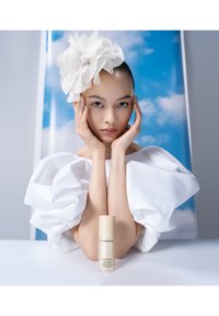 MAC HYPER REAL SERUMIZER - Sérum