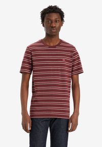 Levi's® - ORIGINAL TEE - T-paita - trailhead stripe red mohagany Pienoiskuva 1