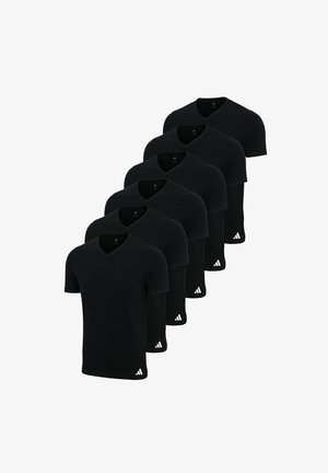 Sei t-shirt nere a collo a V in cotone, con maniche corte e un piccolo logo bianco sul lato sinistro in basso di ciascuna maglietta.