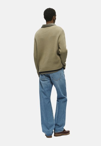 WOOD WOOD COBEK V-NECK  - Pulover - fallen rock