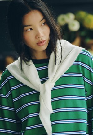 Next, SMALL TRIANGLE SCARF - Tuch - white