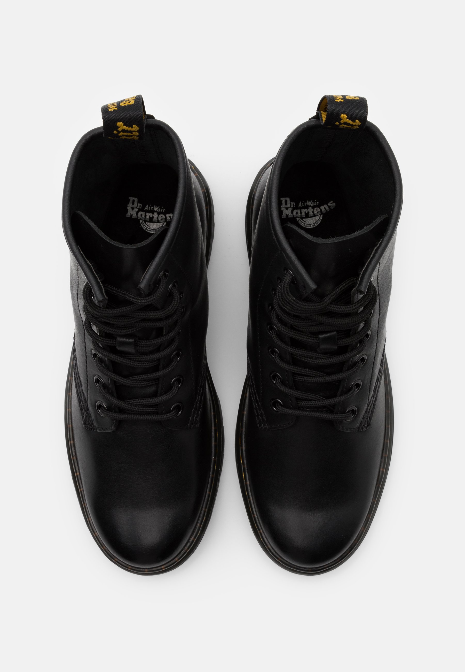 dr martens gore tex