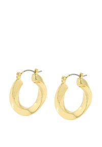 Boucles d'oreilles en métal doré à la finition lisse et arrondie avec un éclat subtil. Fermoir à clip sécurisé. Léger et de forme courbée.