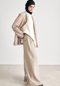 BOSS TAMAYA - Hlače - beige
