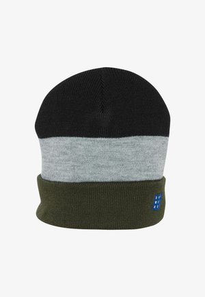 Knit beanie featuring a black top, gray middle stripe, and olive green cuff. Small blue tag on the cuff adds a notable detail.