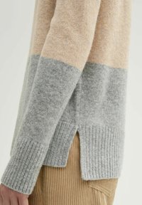 TOM TAILOR DENIM Pulover - grey beige colorblock