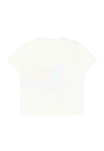 Maglietta bianca a maniche corte per bambini con un design astratto colorato sulla parte anteriore, mostrata su uno sfondo bianco semplice.