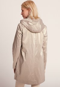 Breal GERADE GESCHNITTENER MIT WASSERABWEISENDER KAPUZE - Parka - beige
