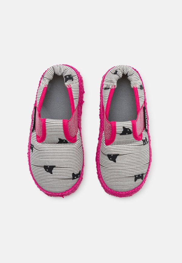 PUSSYCAT - Slippers3