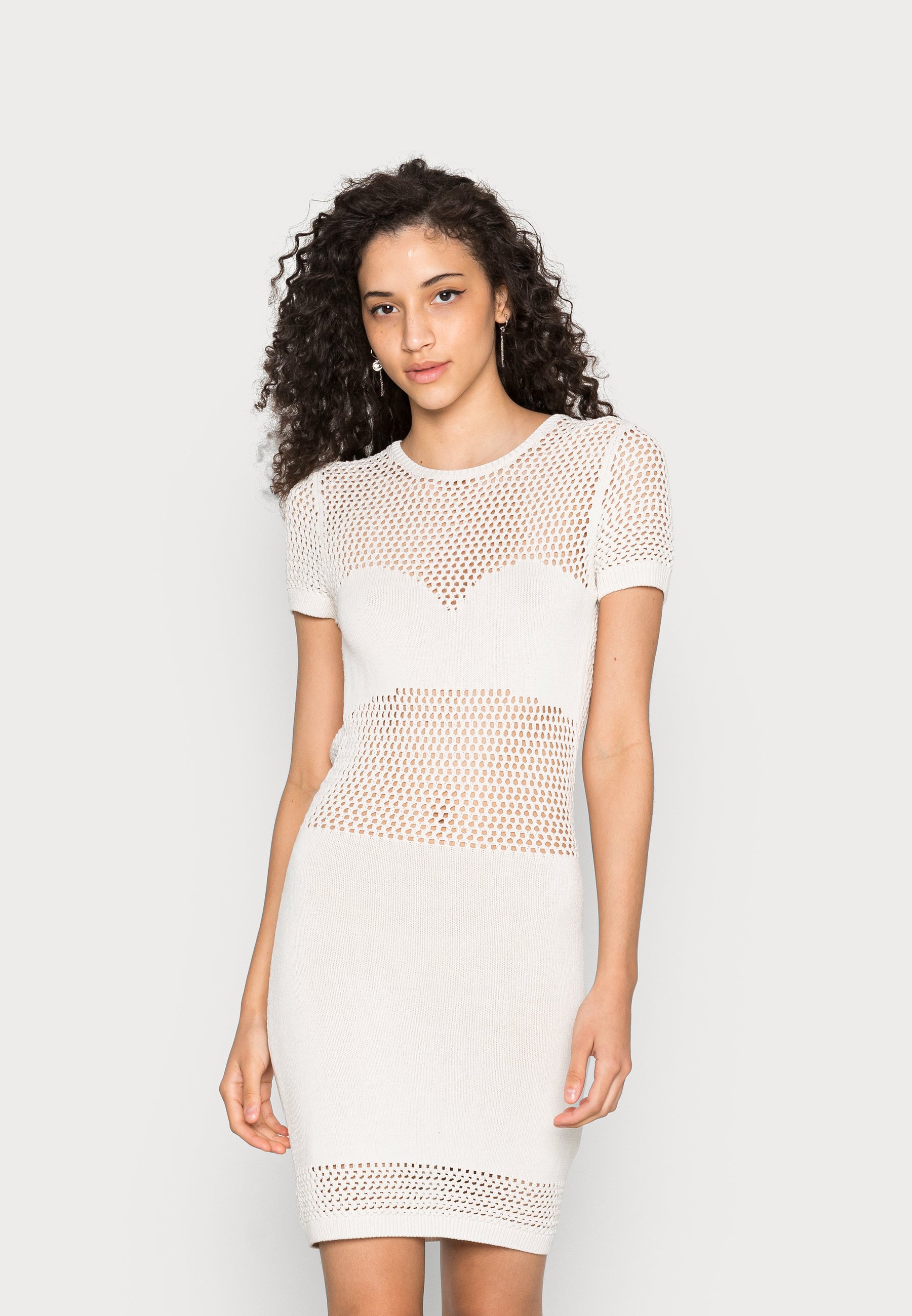 Weekday MIXED CROCHET DRESS - Abito in maglia - mole/beige - Zalando.it