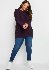 Yours Clothing ESSENTIAL  - Strickpullover - purple