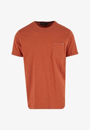 Pomarańczowy T-shirt z krótkim rękawem wykonany z miękkiego materiału, z okrągłym dekoltem i kieszonką na piersi z małym logo.