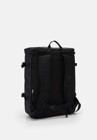 The North Face BASE CAMP FUSE BOX - Ruksak - black