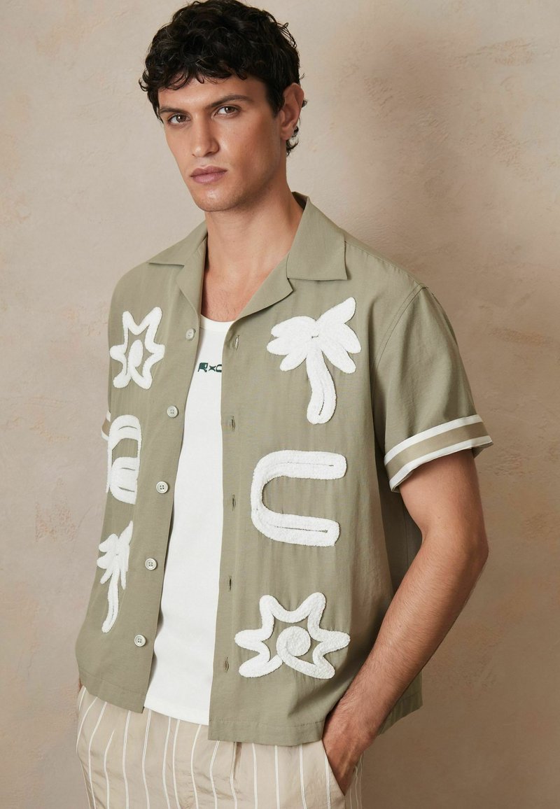 Reiss Košile - sage white