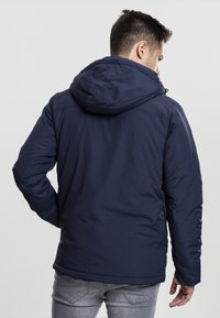 Urban Classics PADDED PULL OVER JACKET - Lengva striukė - navy