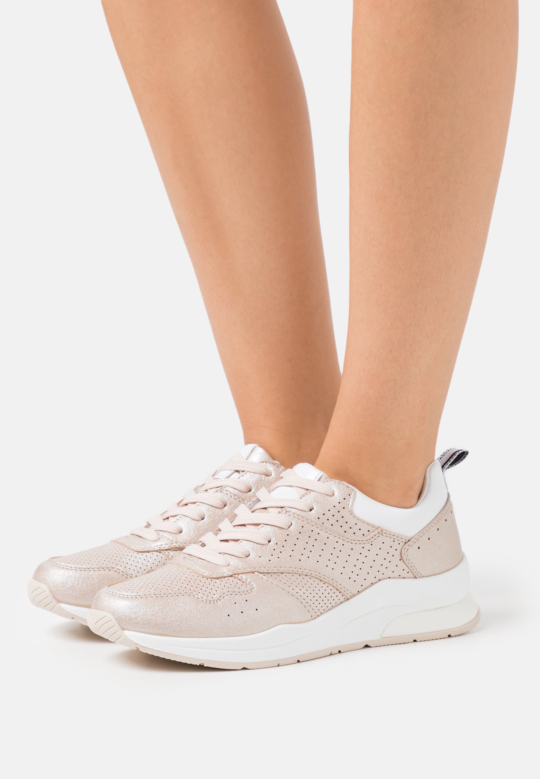 Tata Italia NORA - Sneakers laag - gold/goudkleurig - Zalando.nl