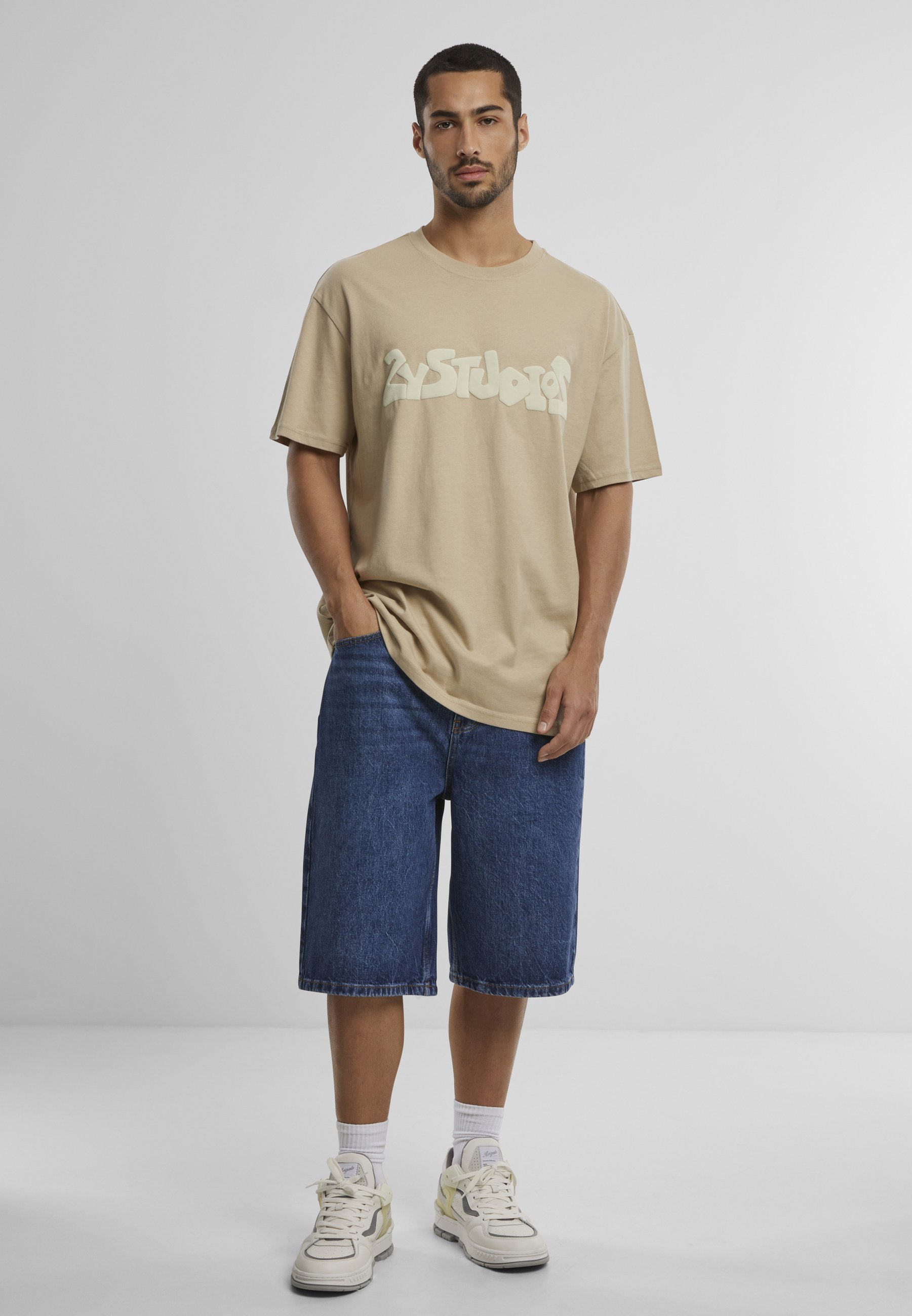 2Y Studios JUNAN BASIC - Denim shorts - mid blue/blue denim