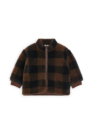 Veste polaire à carreaux marron et noir avec une fermeture éclair intégrale à l'avant et des poignets côtelés sur fond blanc.