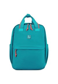 Teal rugzak met koraalkleurige ritsen en handvatten, gemaakt van duurzaam materiaal, met een voorvak en gewatteerde banden voor comfort.