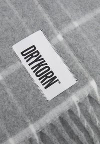 Thumbnail Image 3