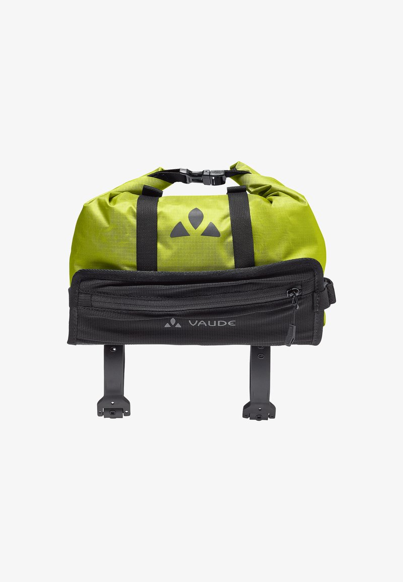 Grüne Rolltop-Tasche mit schwarzen Akzenten, ausgestattet mit einer vorderen Reißverschlusstasche, zwei schwarzen Riemen und Montagematerial. Vaude-Logo angebracht.