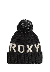 Černá pletená čepice s bílým bambulí na vrcholu a nápisem "ROXY" tučnými písmeny. Obsahuje žebrovaný lem a texturovaný vzor příze.