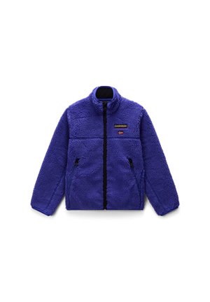 Veste en polaire violette avec un col haut, fermeture éclair sur toute la longueur, deux poches zippées et des écussons logo sur la poitrine. Surface douce et texturée.