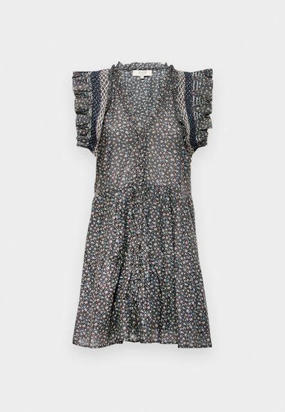 Robe fleurie en tissu léger, avec des manches courtes volantes, un col en V et une silhouette fluide en A dans des couleurs sombres.