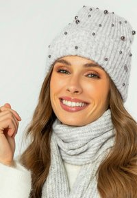 WITTCHEN Čepice - grey