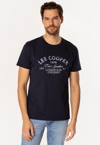 Lee Cooper - T-shirt z nadrukiem